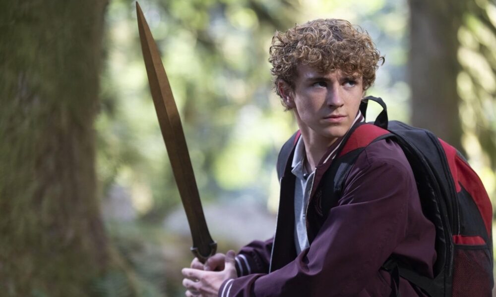 Zdjęcie okładkowe wpisu: Co czeka nas w 2. sezonie serialu Percy Jackson i bogowie olimpijscy? Walker Scobell zdradza swoje ulubione sceny z nowych odcinków