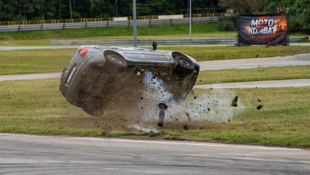 Zdjęcie okładkowe wpisu: Motoryzacyjne show TVN Turbo na Torze Kielce – to był dzień pełen adrenaliny!