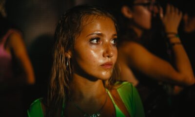 Zdjęcie okładkowe wpisu: Kolejna żona jednego z Beatlesów obsadzona. Wcieli się w nią Mia McKenna-Bruce