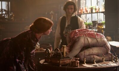 Zdjęcie okładkowe wpisu: Bohaterowie filmu Frankenstein na nowych plakatach. Kinowa premiera filmu już w tym tygodniu