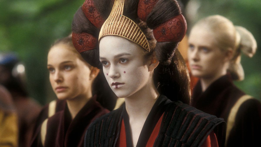 Zdjęcie okładkowe wpisu: Keira Knightley chce spin-offu Mrocznego widma. Miałby być o jej postaci