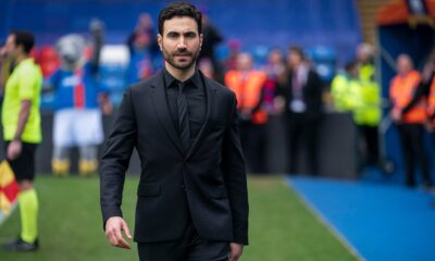 Zdjęcie okładkowe wpisu: Brett Goldstein w komedii romantycznej Escorted. Serial dostał zamówienie na sezon od Prime Video