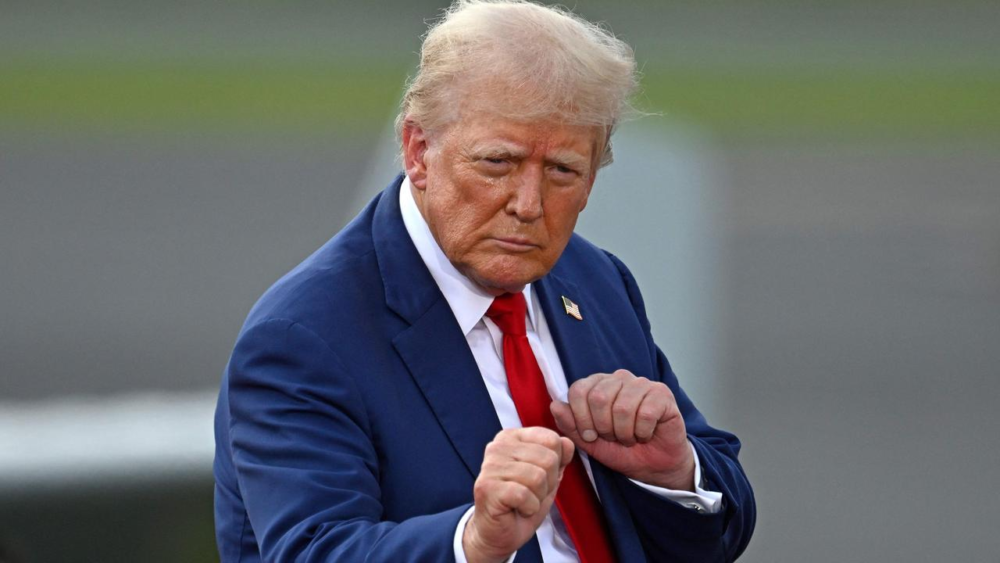 Zdjęcie okładkowe wpisu: Przejęcie Warner Bros. przez Netflix może być problemem? Donald Trump komentuje
