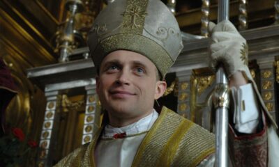 Zdjęcie okładkowe wpisu: Powstaje nowy film o Janie Pawle II. Mark Ruffalo, Charlotte Rampling, Andrzej Chyra i Cezary Żak w obsadzie Santo Subito!